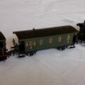 vends train voyageur de type ancien Prussien /Wurtembourgois ( locomotive + 3 voitures) Fleischmann HO parfait état 150 euros